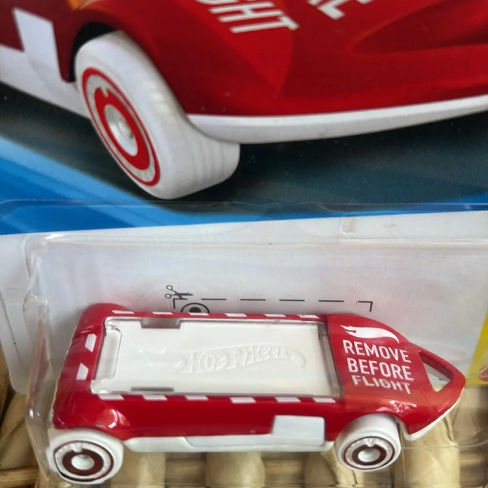 Hot Wheels Twin Tags Car Hotwheels Luggage Name Tag Keychain Fob Key Chain 🆕